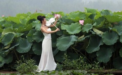 女教师和黑人在学校胡搞